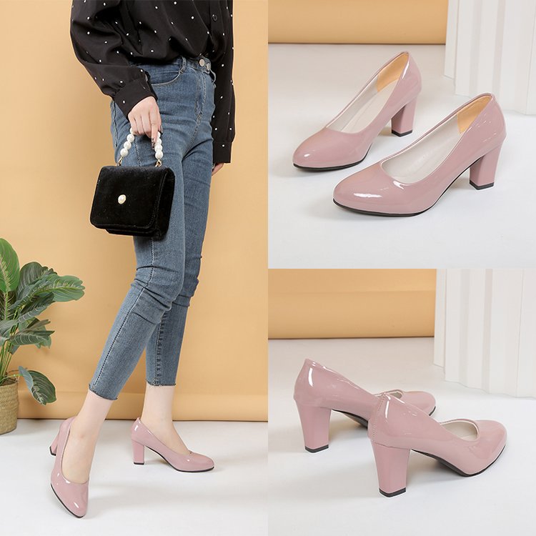 Damen klassische Pumps mit elegantem Glanz und bequemen Blockabsatz Shopnory
