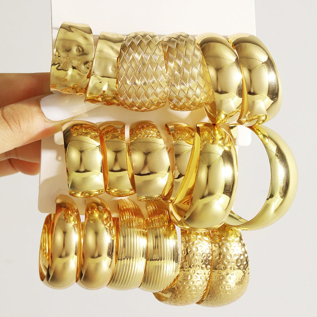 Damen Ohrringe Set mit modernem und einzigartigem Design Shop Nory
