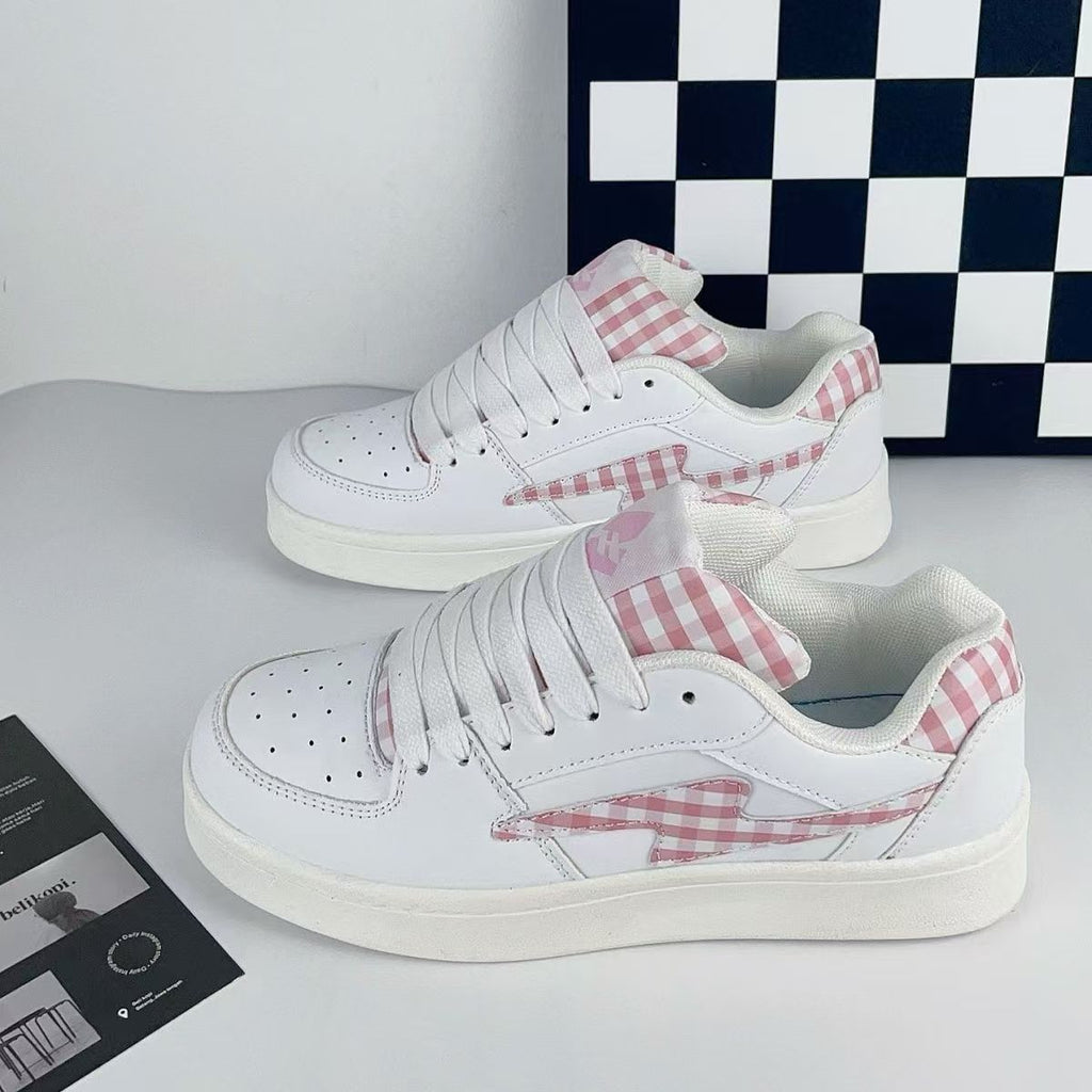 Damen Sneakers im modernen Karo-Design mit atmungsaktiven Materialien