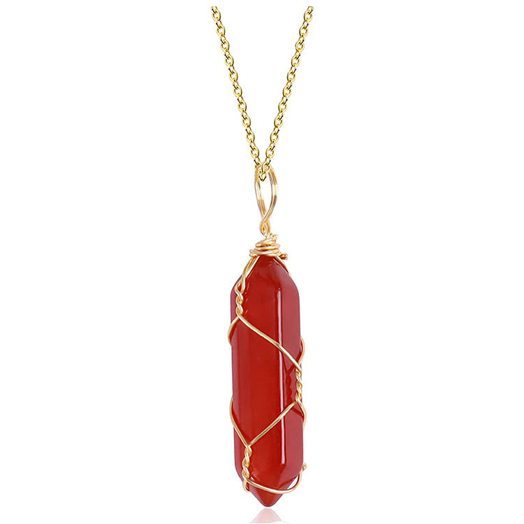 Damen Halskette mit handgefertigtem Karneol-Anhänger und goldfarbener Drahtwickelung Shop Nory