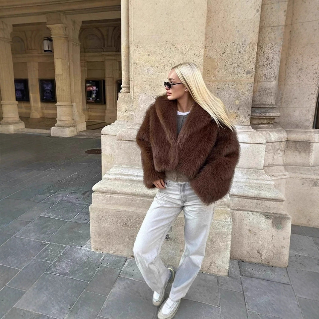 Damen Kurzer Boxy Kunstpelz‑Blouson mit voluminösem Schalkragen Shop Nory