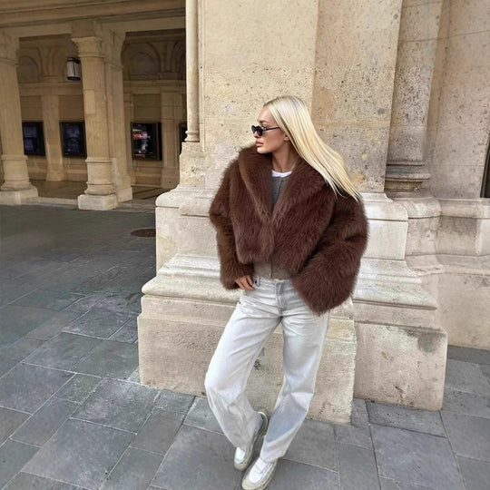 Damen Kurzer Boxy Kunstpelz‑Blouson mit voluminösem Schalkragen Shop Nory