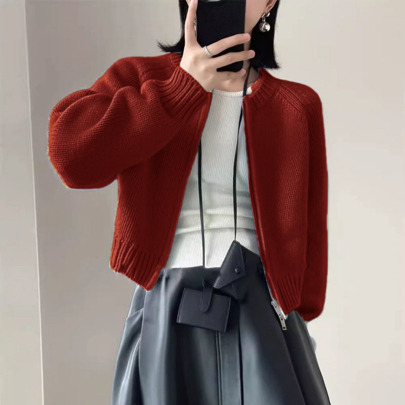 Damen Kurzjacke aus softem Feinstrick mit durchgehendem Reißverschluss und geripptem Saum Shop Nory
