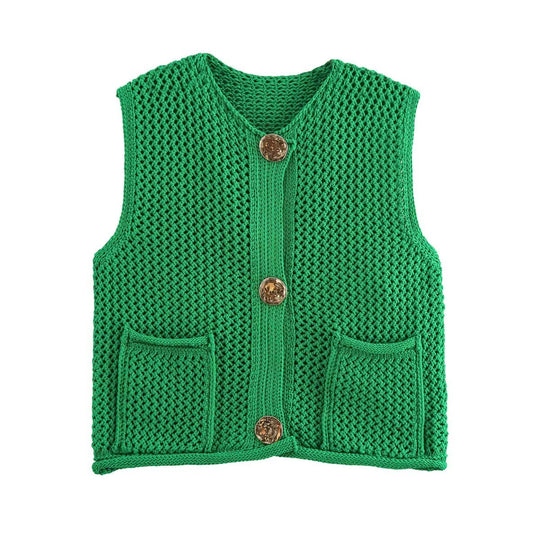 Damen gehäkelte Strickweste mit großen Zierknöpfen und Aufsatztaschen Shop Nory