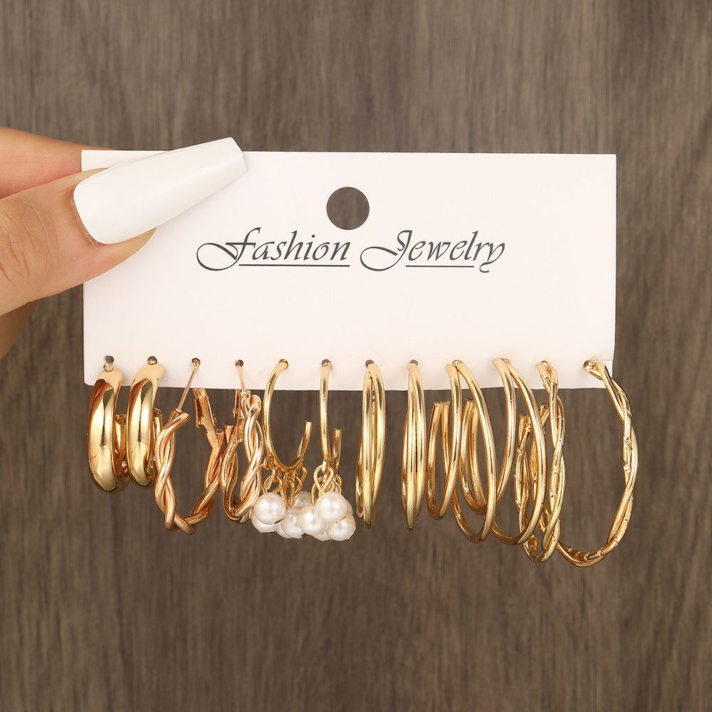 Damen Ohrringe Set aus verschiedenen stylischen Kreolen und eleganten Perlenanhängern Shop Nory