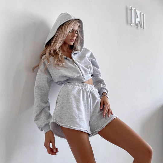 Damen Cropped-Zipper-Kapuzenjacke mit taillenhohen Fransen-Shorts Lounge-Set Shop Nory