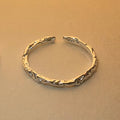 Damen eleganter und einzigartiger Ring mit schlangenartigen Details Shop Nory
