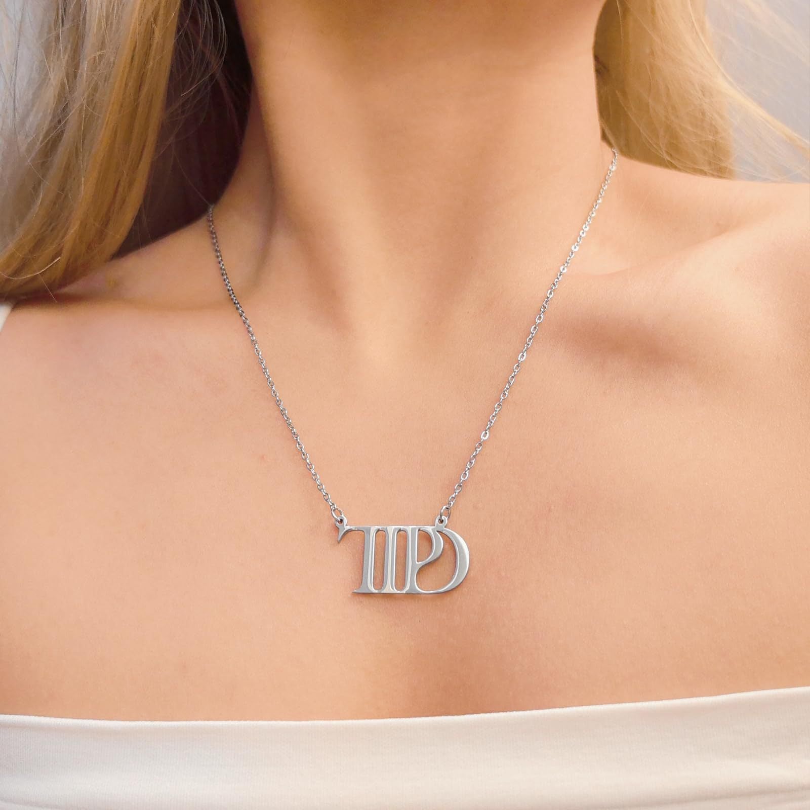Damen modische Kette mit personalisiertem Anhänger Shop Nory