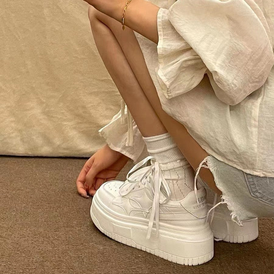 Damen Komfortable Plateausneaker mit atmungsaktiver Obermaterialstruktur und maximaler Dämpfung