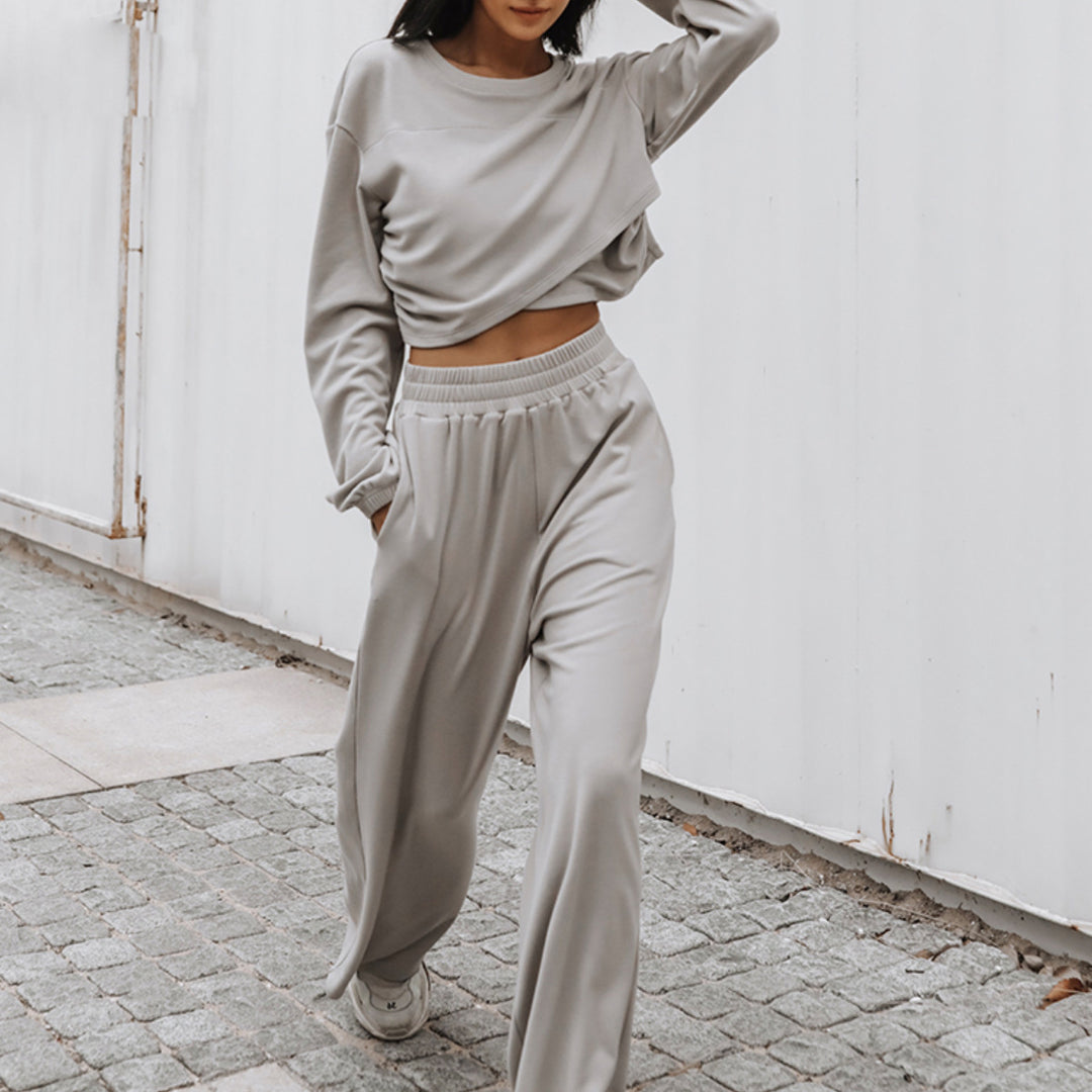 Damen weites Lounge-Set mit Cropped-Oversize-Pullover und High-Waist Palazzo-Hose Shop Nory