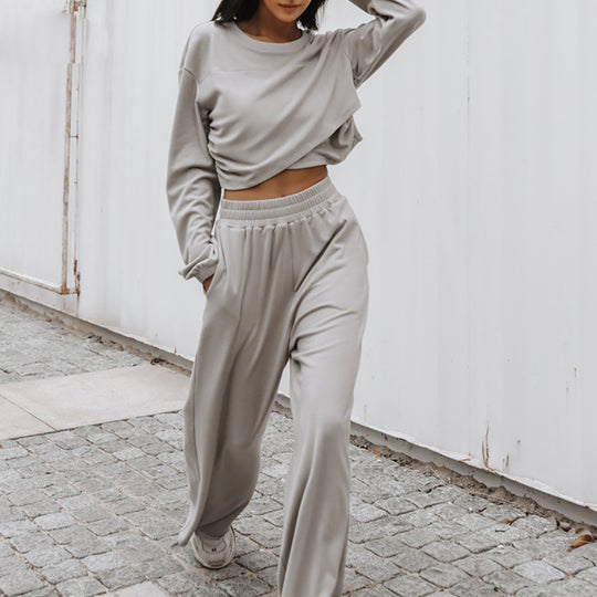 Damen weites Lounge-Set mit Cropped-Oversize-Pullover und High-Waist Palazzo-Hose Shop Nory