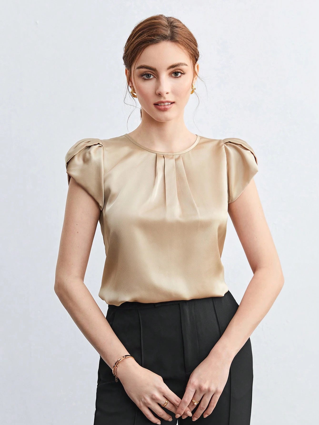 Damen elegante Bluse mit strukturierten Puffärmeln Shopnory