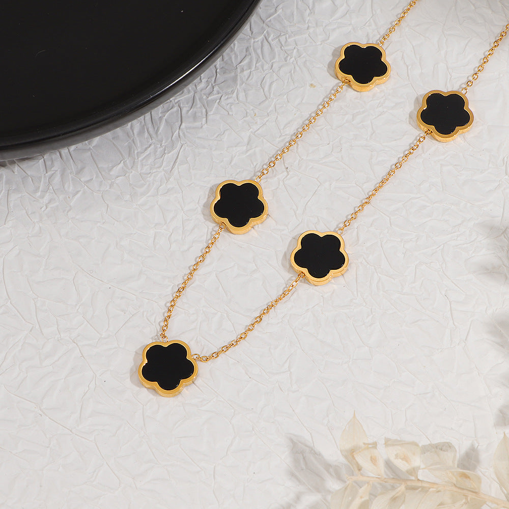 Damen elegante Kette mit blütenförmigen Anhängern Shop Nory