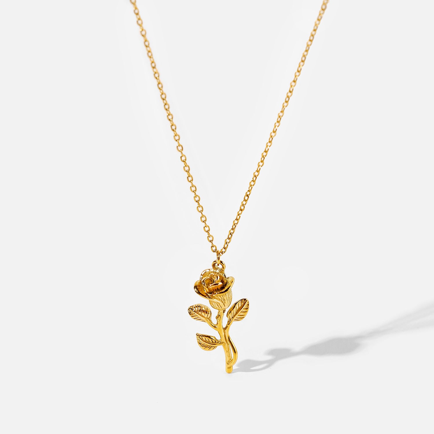 Damen Halskette mit filigranem Rosenanhänger aus hypoallergenem Edelstahl Shop Nory