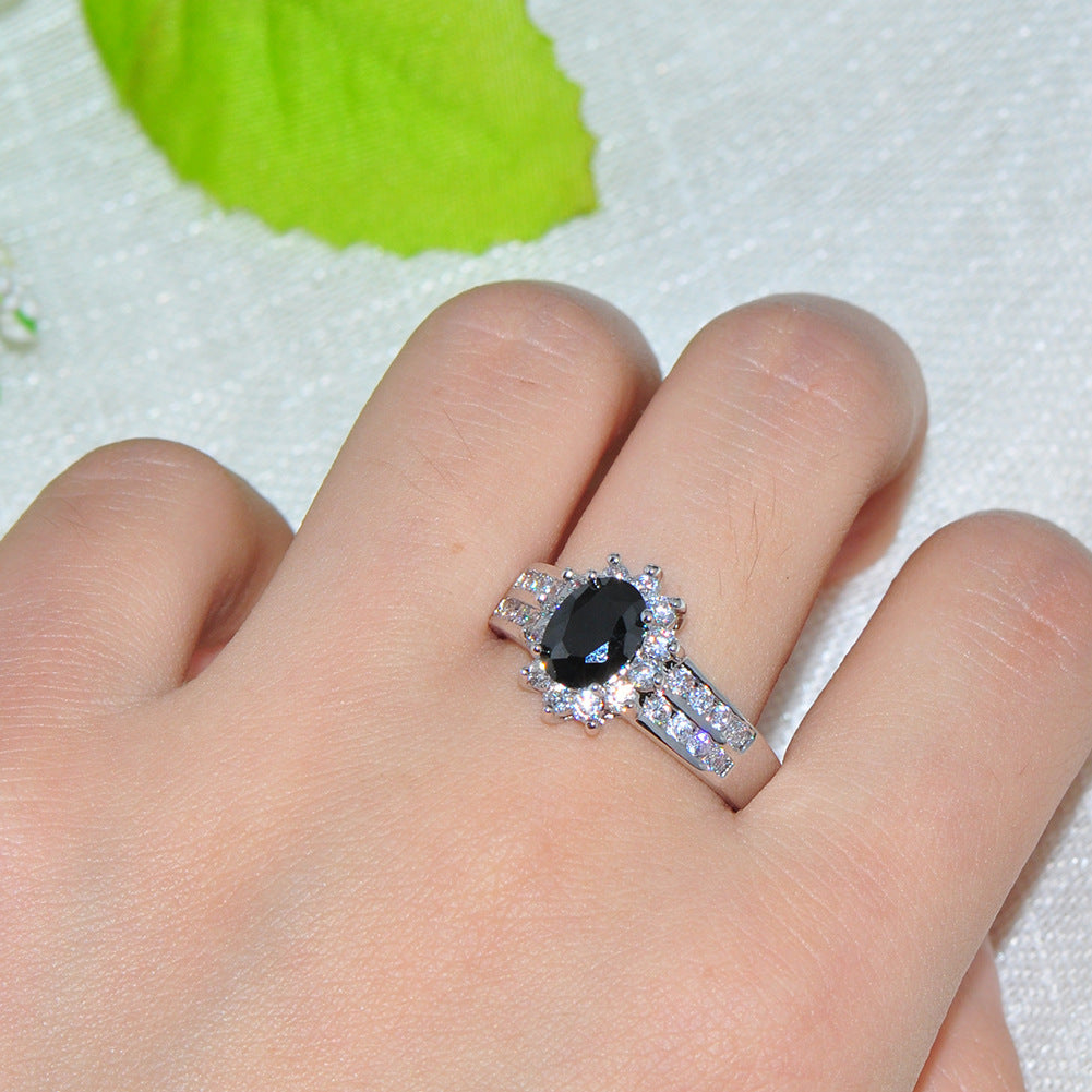 Damen Ring mit funkelndem grünem Edelstein und exquisiten Zirkonia-Verzierungen Shop Nory