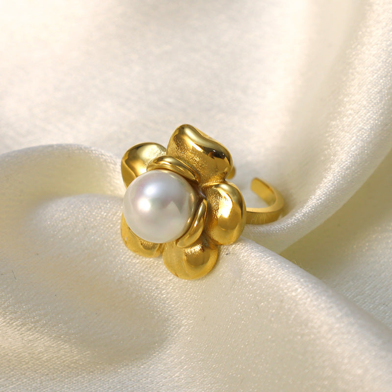 Damenring mit floraler Gestaltung und zentraler Perle Shop Nory