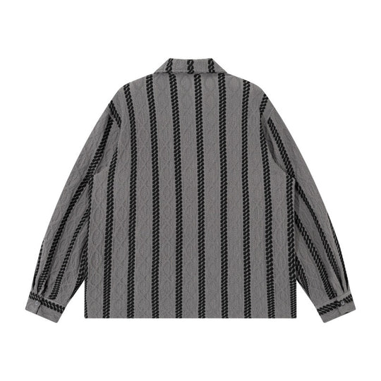 Unisex Leichte Hemdjacke mit Camp-Kragen, Relaxed‑Fit und vertikalem Zopfstreifenmuster Shop Nory