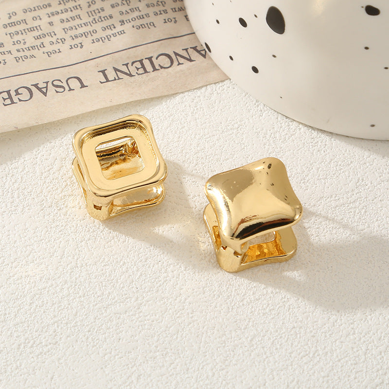 Damen Ohrclips im eleganten Muschel-Design Shop Nory