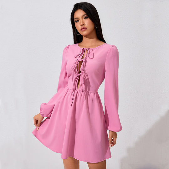 Damen langärmeliges Minikleid mit Cut-Outs, vorn geschnürtem Bustier und tailliertem Gummizug Shop Nory