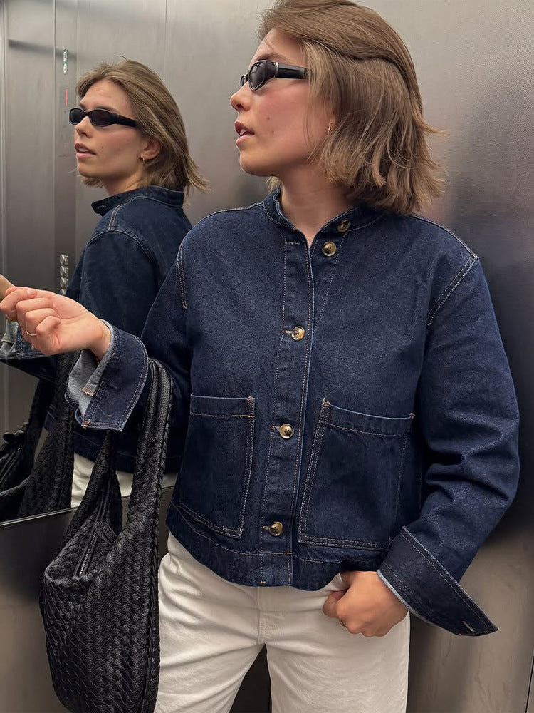 Damen Boxy-Jeansjacke mit Stehkragen, aufgesetzten Taschen und krempelbaren Manschetten Shop Nory