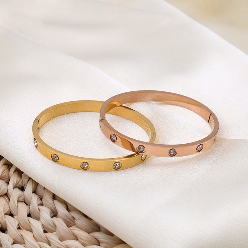 Damen eleganter Armreif mit Zirkonia-Steinen Shop Nory