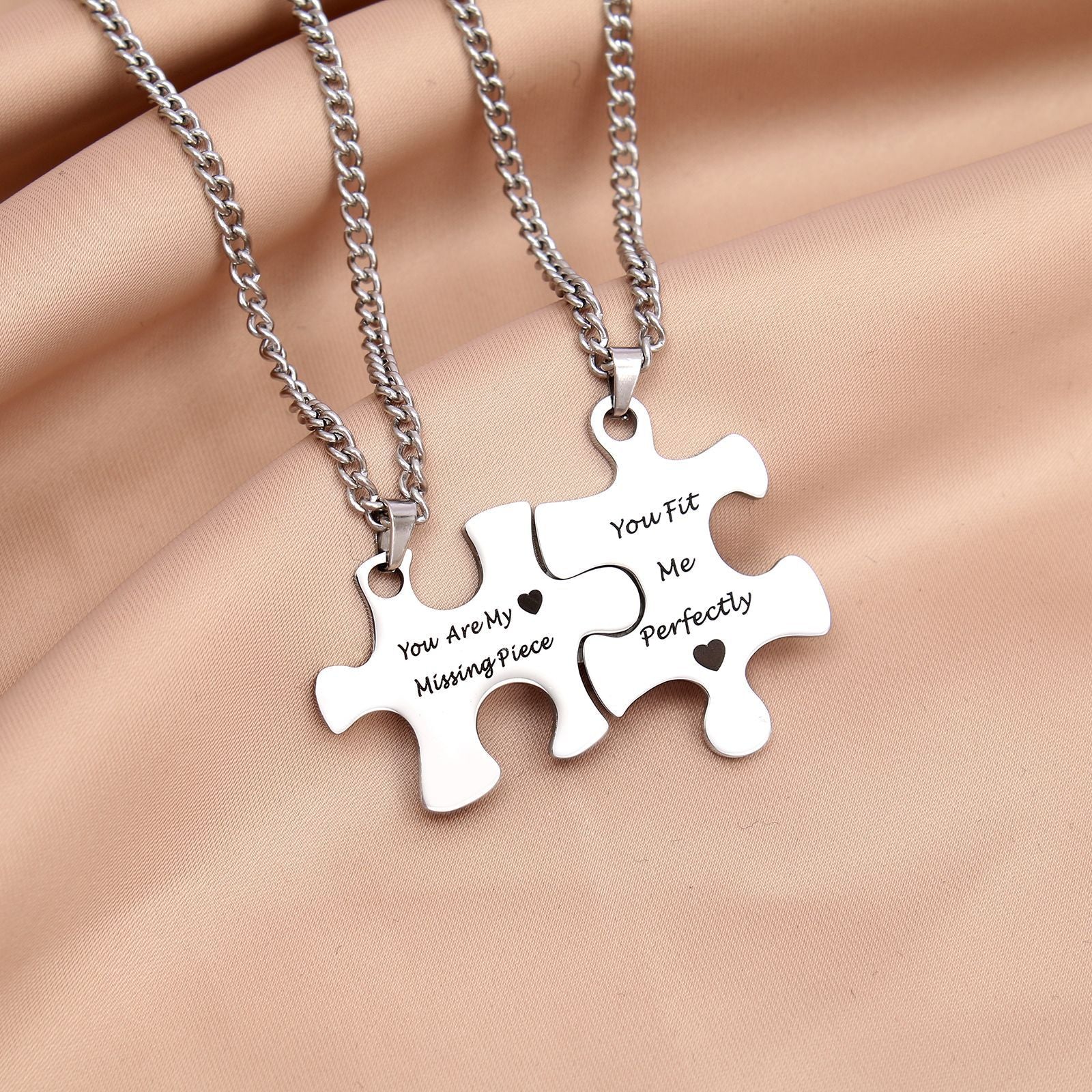 Damen Paar-Halsketten im Puzzle-Design mit gravierten Botschaften Shop Nory