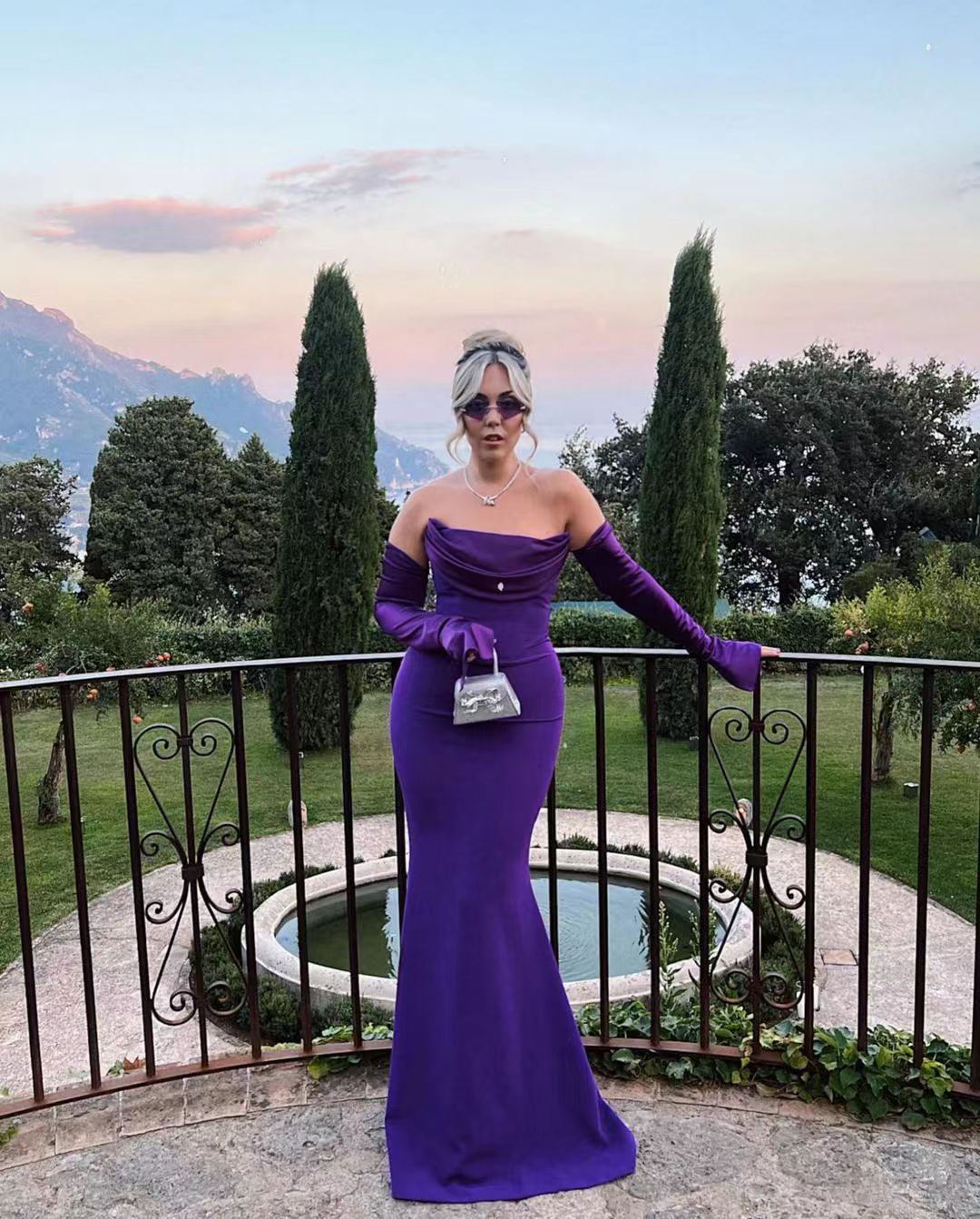 Damen Elegantes Meerjungfrau-Kleid mit schulterfreiem Design und langen Ärmeln