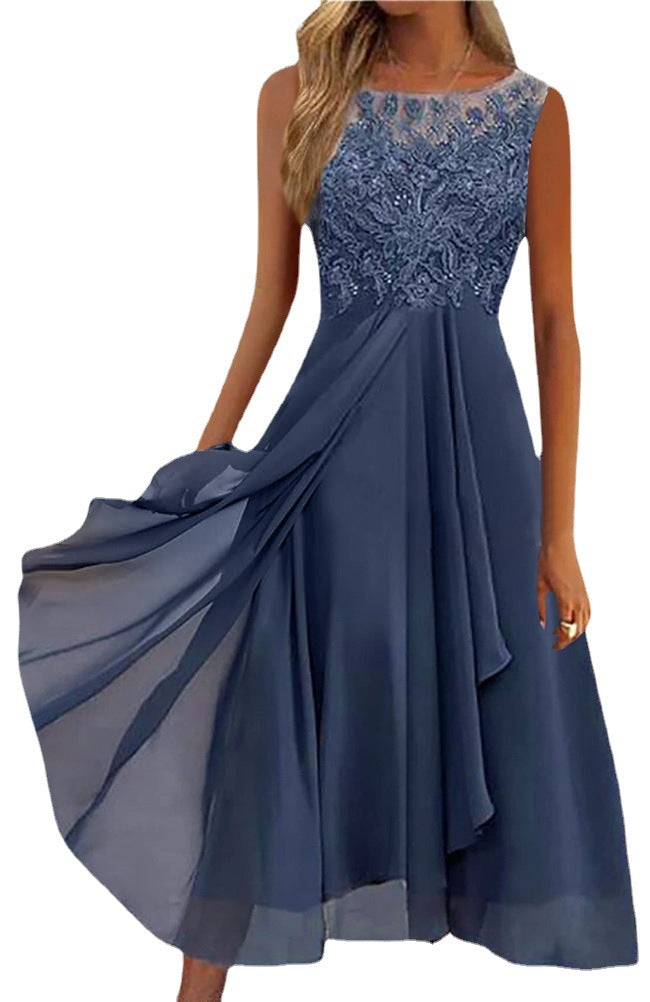 Damen elegante Cocktailkleid mit kunstvollen Spitzenakzenten