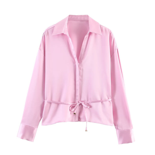 Damen Satinbluse mit Tunnelzugtaillierung, weitem Hemdkragen und breiten Manschetten Shop Nory