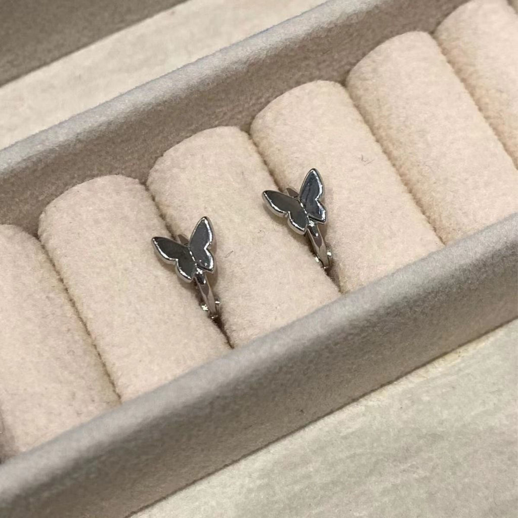 Damen Ohrstecker mit elegantem Schmetterlingsdesign Shop Nory