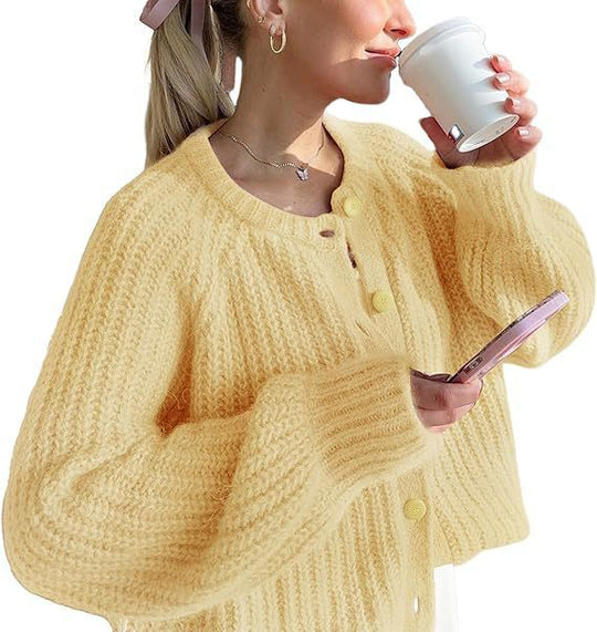 Damen Oversize Mohair-Effekt Strickjacke mit Rippenstruktur und Rundhalsausschnitt Shop Nory
