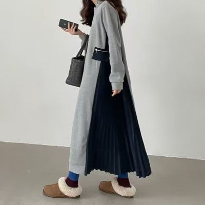 Damen Langes Oversize-Sweatkleid mit Rundhalsausschnitt, plissierten Seiteneinsätzen und Eingrifftaschen Shop Nory