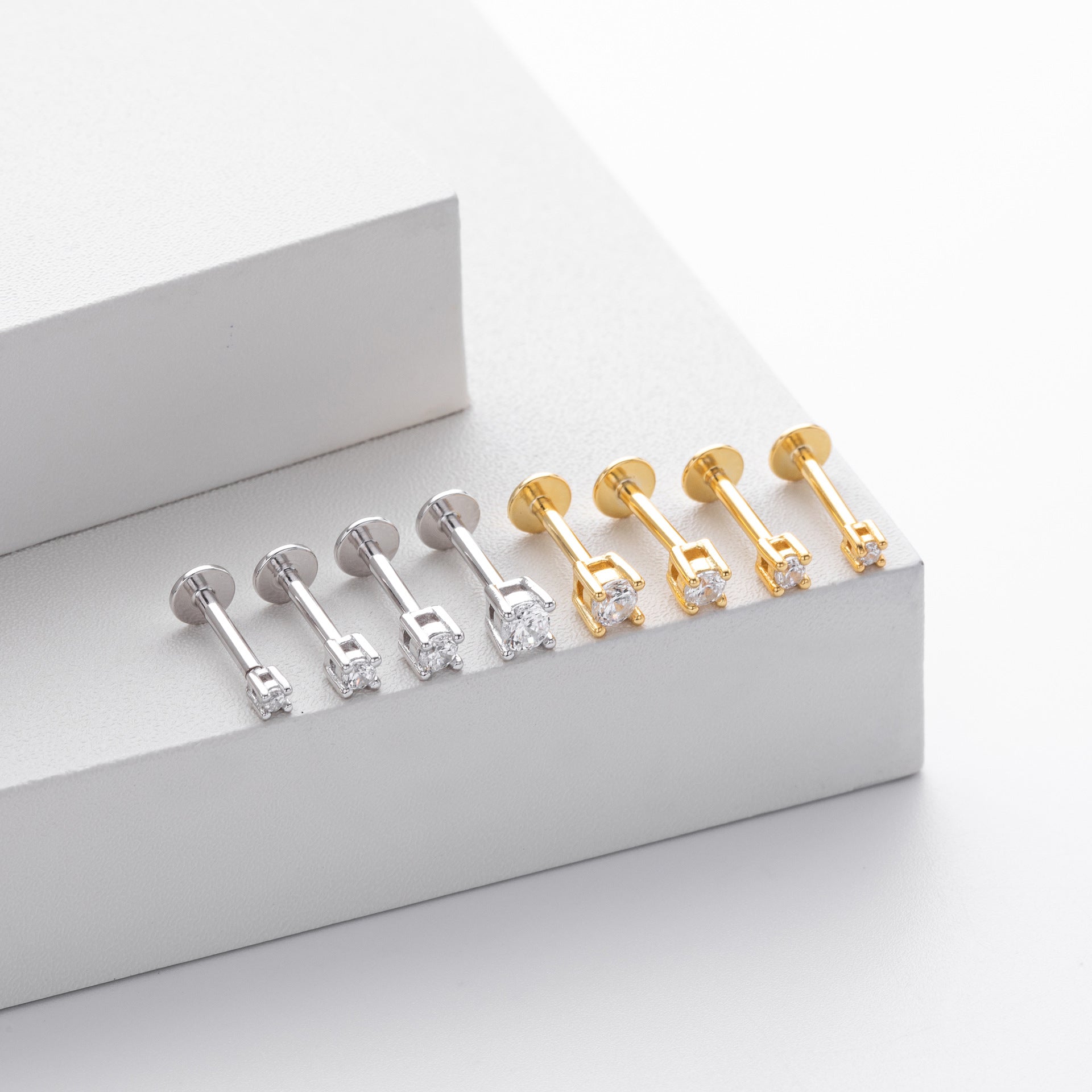 Damen Ohrstecker mit hochwertigem Zirkonbesatz aus 925 Sterling Silber Shop Nory