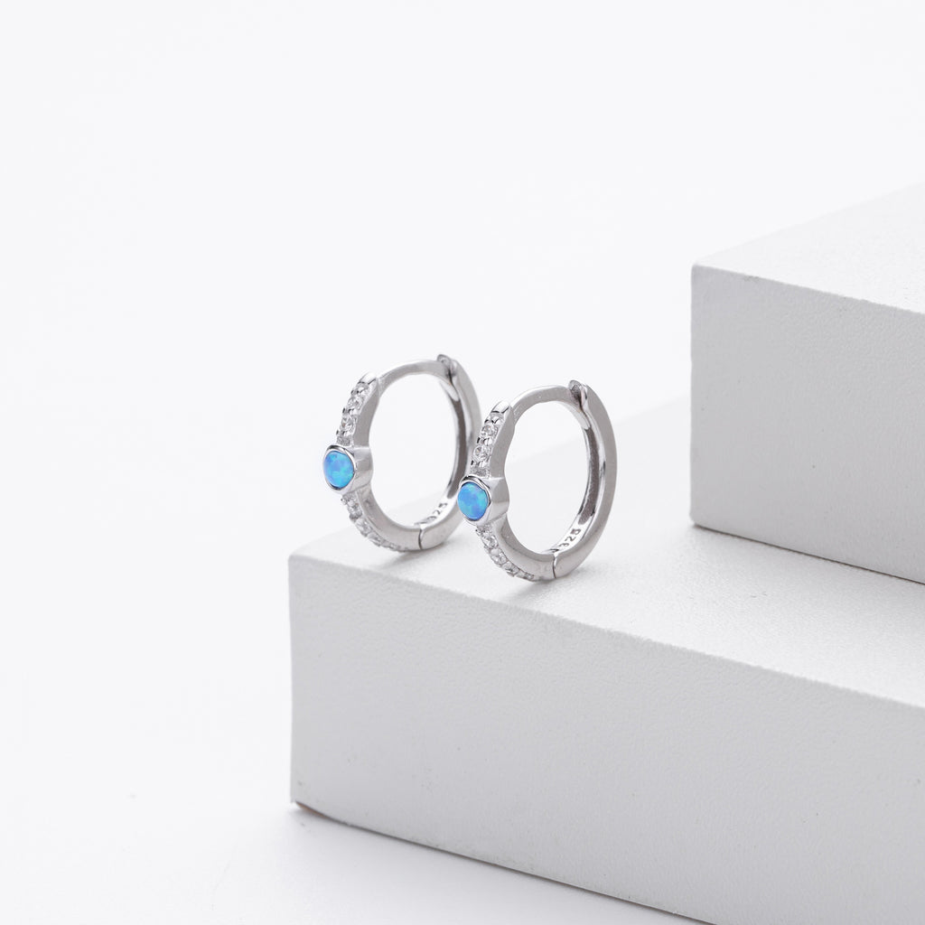 Damen Hochwertige Creolen mit Zirkonia und opalem Akzent Shop Nory