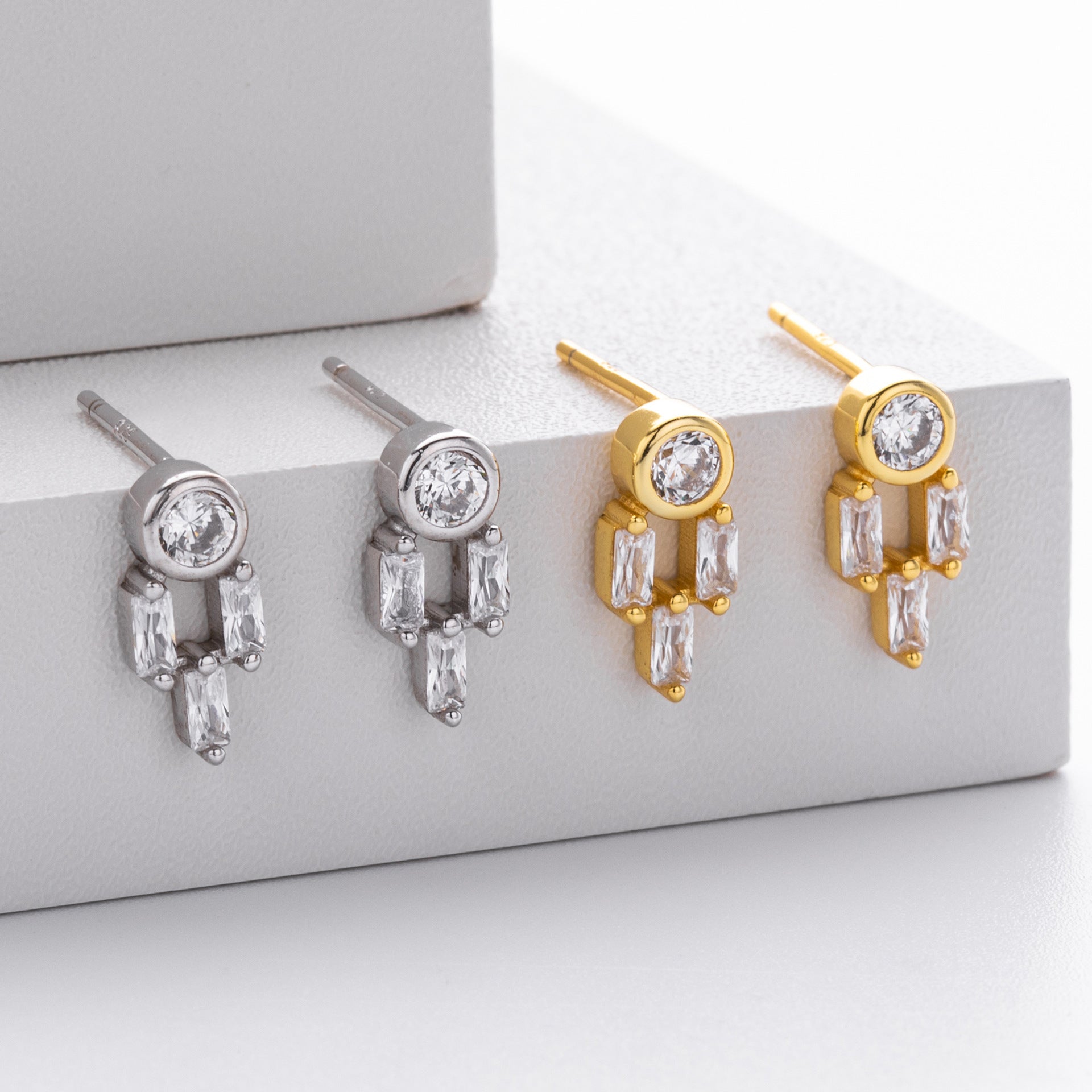 Damen Ohrstecker mit luxuriösem Zirkon-Design und hohem Glanz Shop Nory