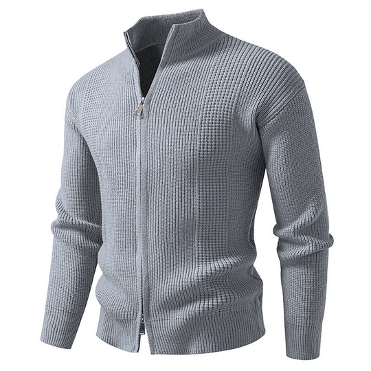 Herren Strickjacke mit hohem Kragen und innovativem Zipper