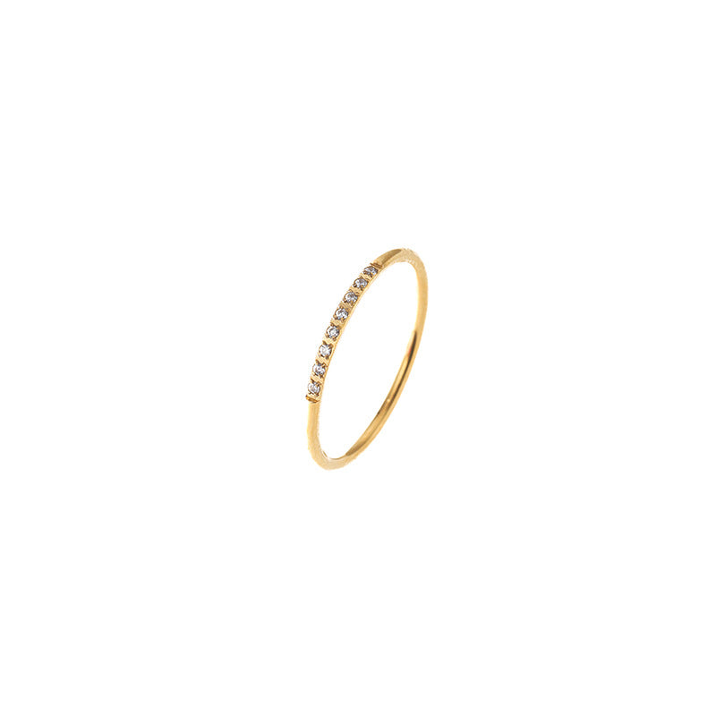 Damen Zierlicher Ring mit funkelnden Zirkonia-Steinen Shop Nory