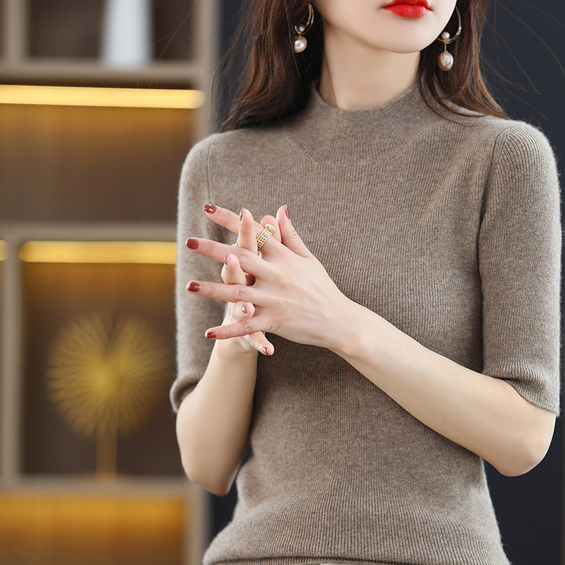 Damen Kurzarm-Feinstrickpullover mit Stehkragen und taillierter Passform Shop Nory