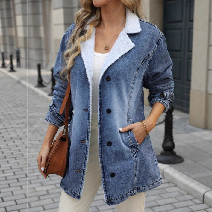 Damen Oversize-Denimjacke mit Teddyfutter, Knopfleiste und aufgesetzten Taschen Shop Nory
