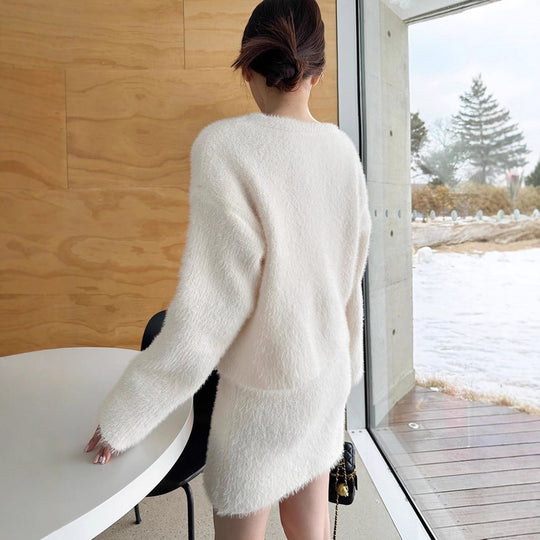 Damen Kuscheliger Flausch-Zweiteiler mit Oversize-Pullover und Minirock Shop Nory