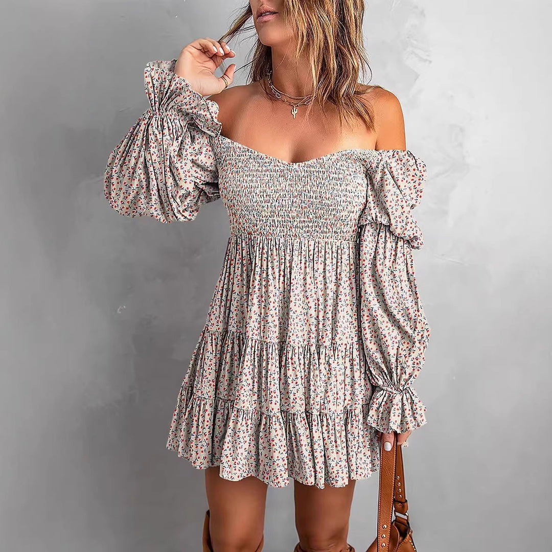 Damen Off-Shoulder Minikleid mit Smok-Oberteil, Volantstufen und gerafften Ballonärmeln Shop Nory