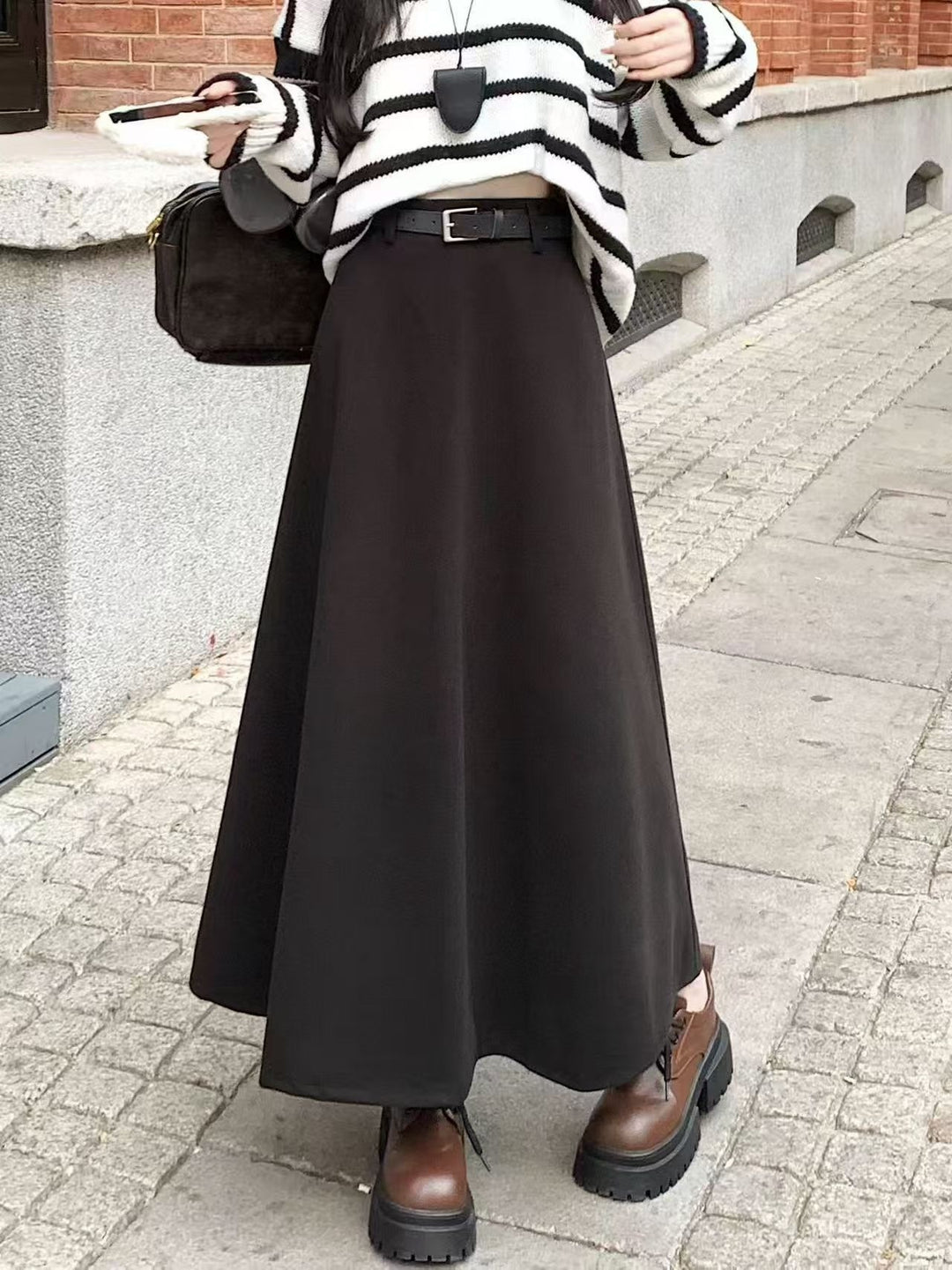 Damen Langer Maxirock mit schwingendem Schnitt und Gürtel Shop Nory