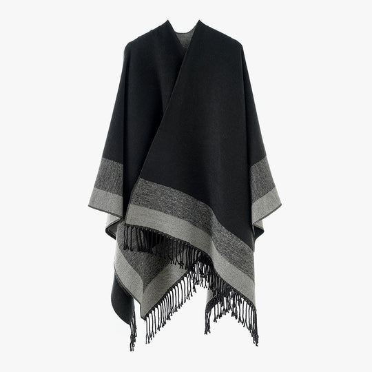 Damen Oversize Capeponcho aus feinem Wollmix mit V‑Ausschnitt, Streifenbordüre und Fransensaum Shop Nory