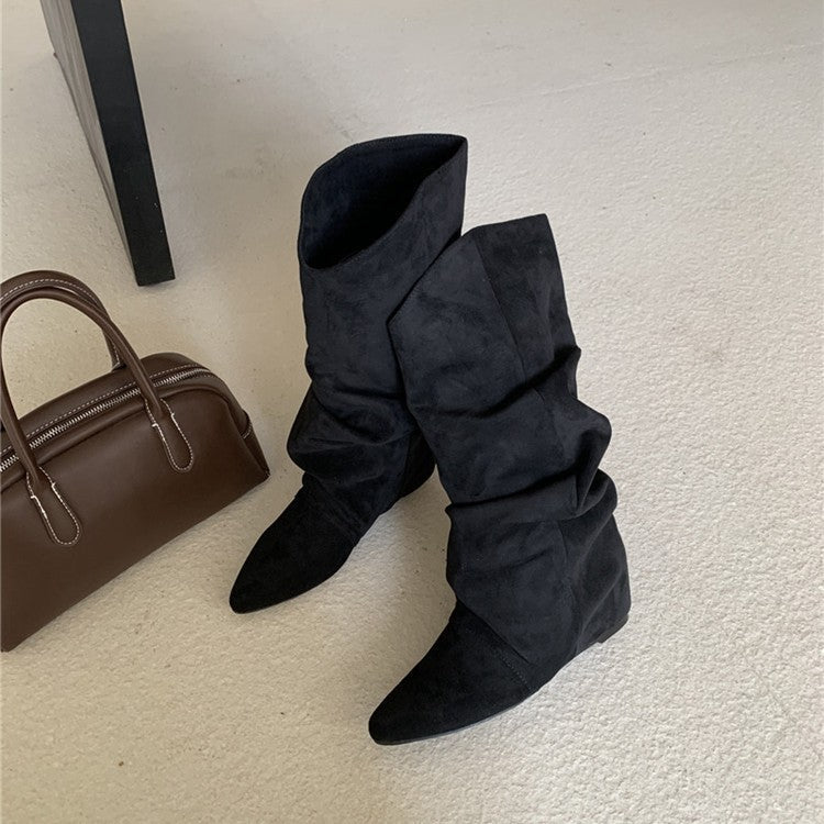 Damen modische Stiefel mit gerafftem Schaft und spitzem Absatz