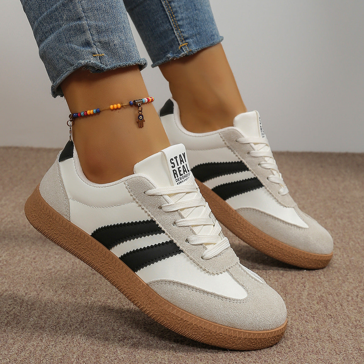 Damen Sneakers im sportlichen Retro-Design mit atmungsaktiven Mesh-Einsätzen und bequemer Sohle