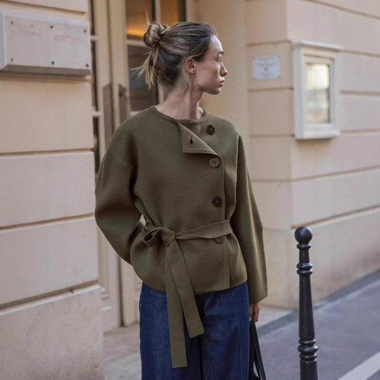 Damen Strickjacke mit asymmetrischer Knopfblende und Taillengürtel Shop Nory