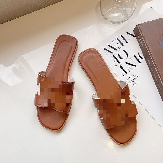Damen Flache Lederoptik-Pantoletten mit gepolstertem Fußbett und Cut-Out Zierriemen Shop Nory