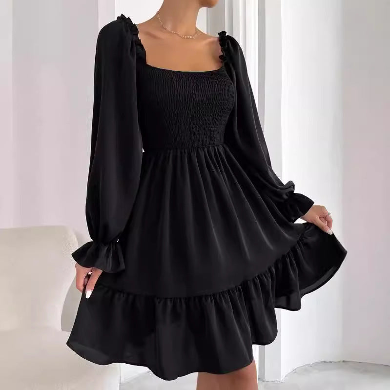 Damen Luftiges Minikleid mit Puffärmeln und Rüschendetails Shopnory