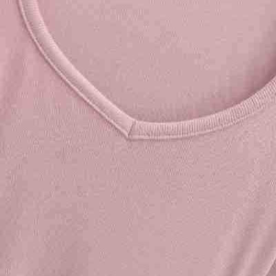 Damen Enganliegendes Midikleid mit seitlicher Raffung und doppeltem Ausschnitt Shop Nory