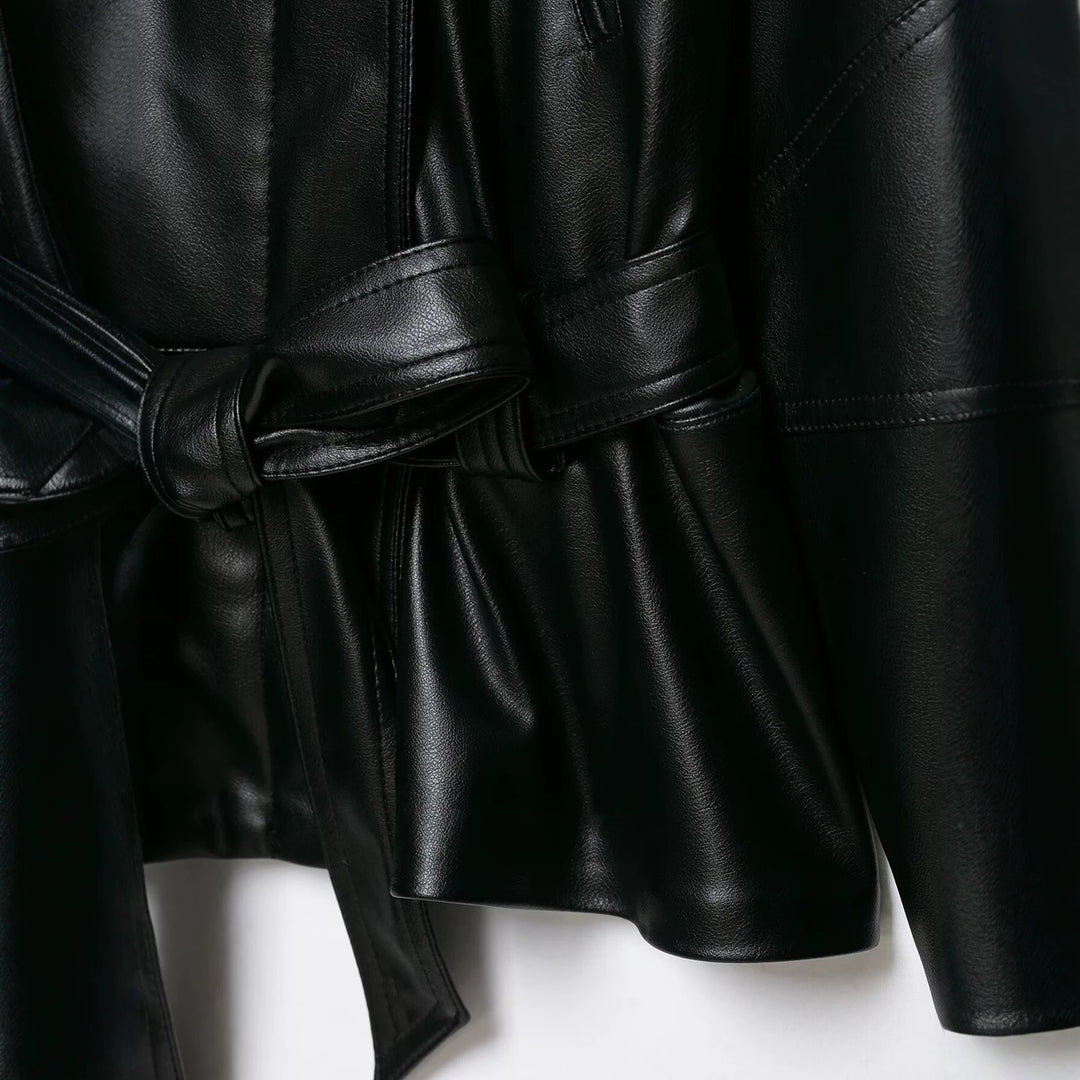 Damen Taillierter Kunstleder-Blazer mit Bindegürtel und Schalkragen Shop Nory